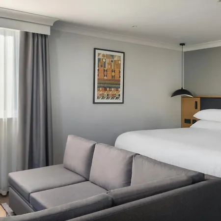 Edinburgh Marriott Hotel Holyrood-2